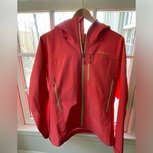Patagonia Coral Soft Shell Jacket Women’s Large